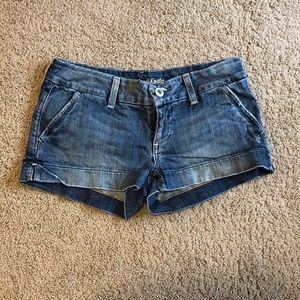 Size 6 jean shorts, American eagle